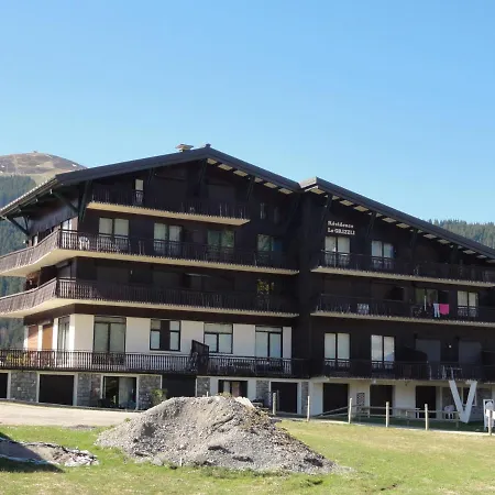 Apartment Cosy Aux Pieds Des Pistes Avec Piscine Et Tennis, Proche Du Centre Des Gets - Fr-1-623-193 *